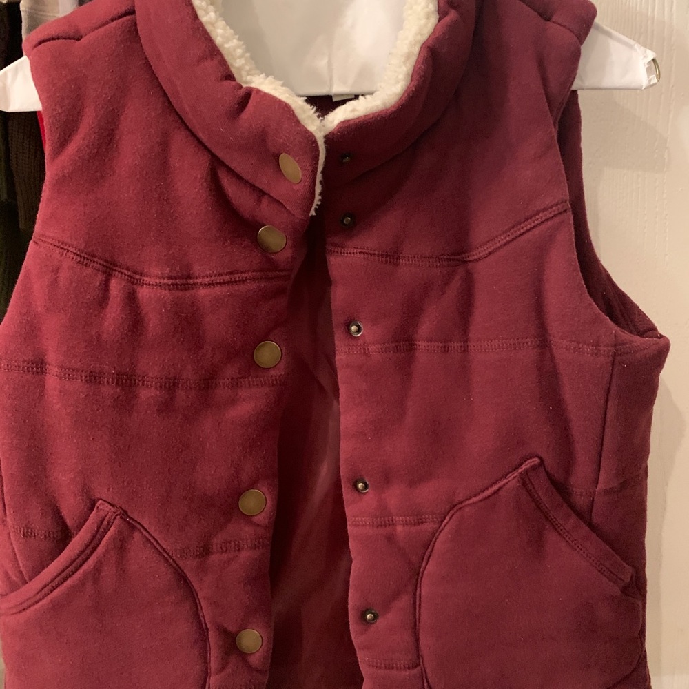 Cute winter vest !